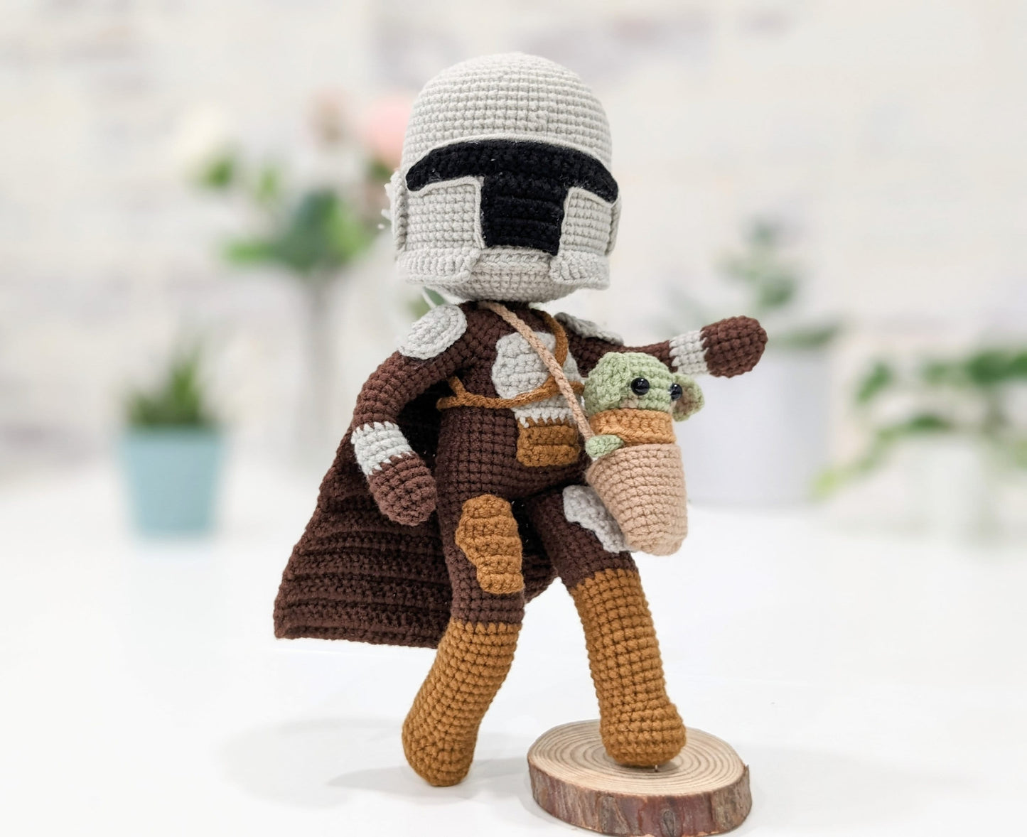 Mando & Grogu Dolls, Baby Yoda, Handmade Crochet Amigurumi, Star Wars, Mandalorian