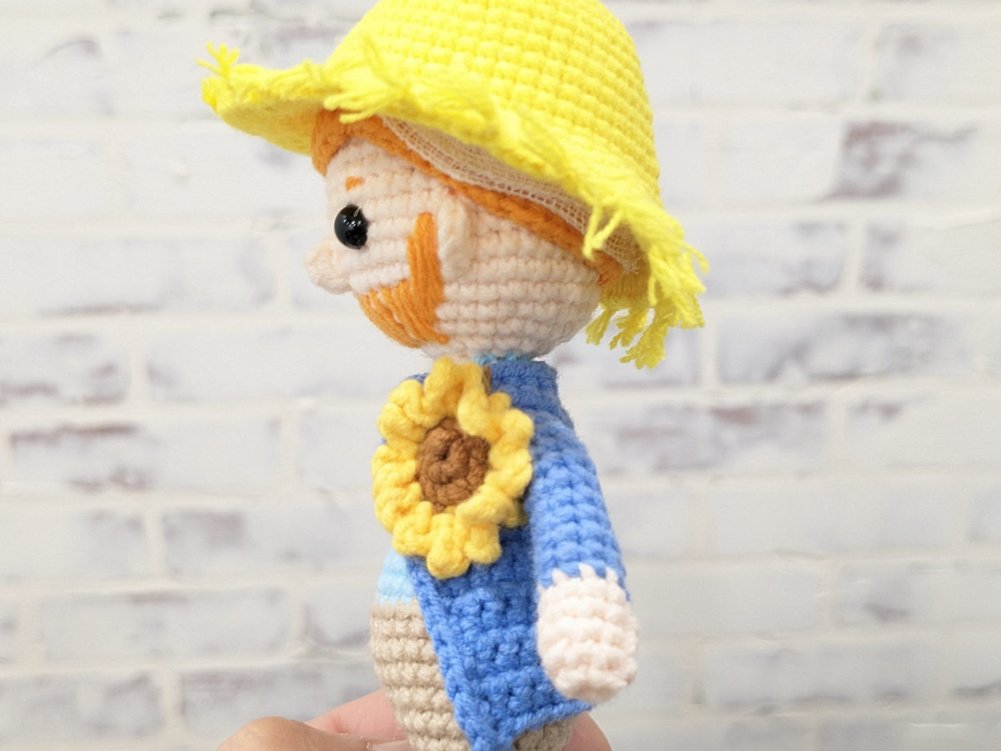 Van Gogh Doll, Handmade Crochet Amigurumi, Gift for Art Lovers!