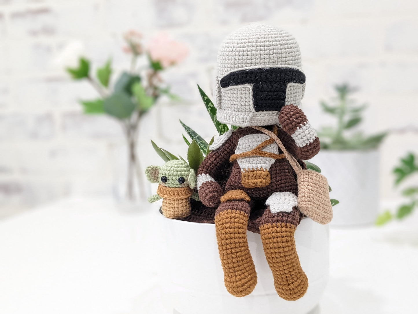 Mando & Grogu Dolls, Baby Yoda, Handmade Crochet Amigurumi, Star Wars, Mandalorian