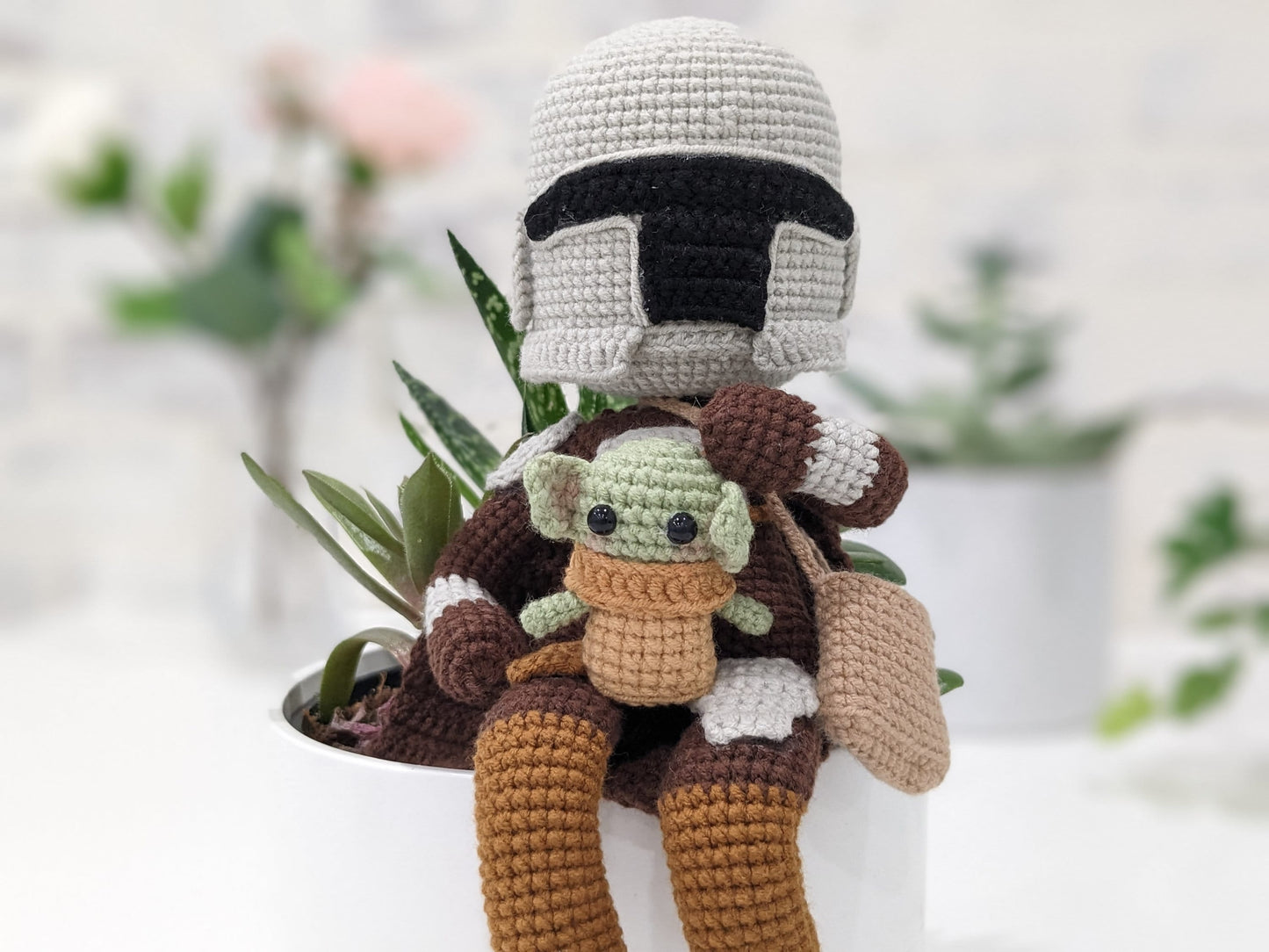 Mando & Grogu Dolls, Baby Yoda, Handmade Crochet Amigurumi, Star Wars, Mandalorian