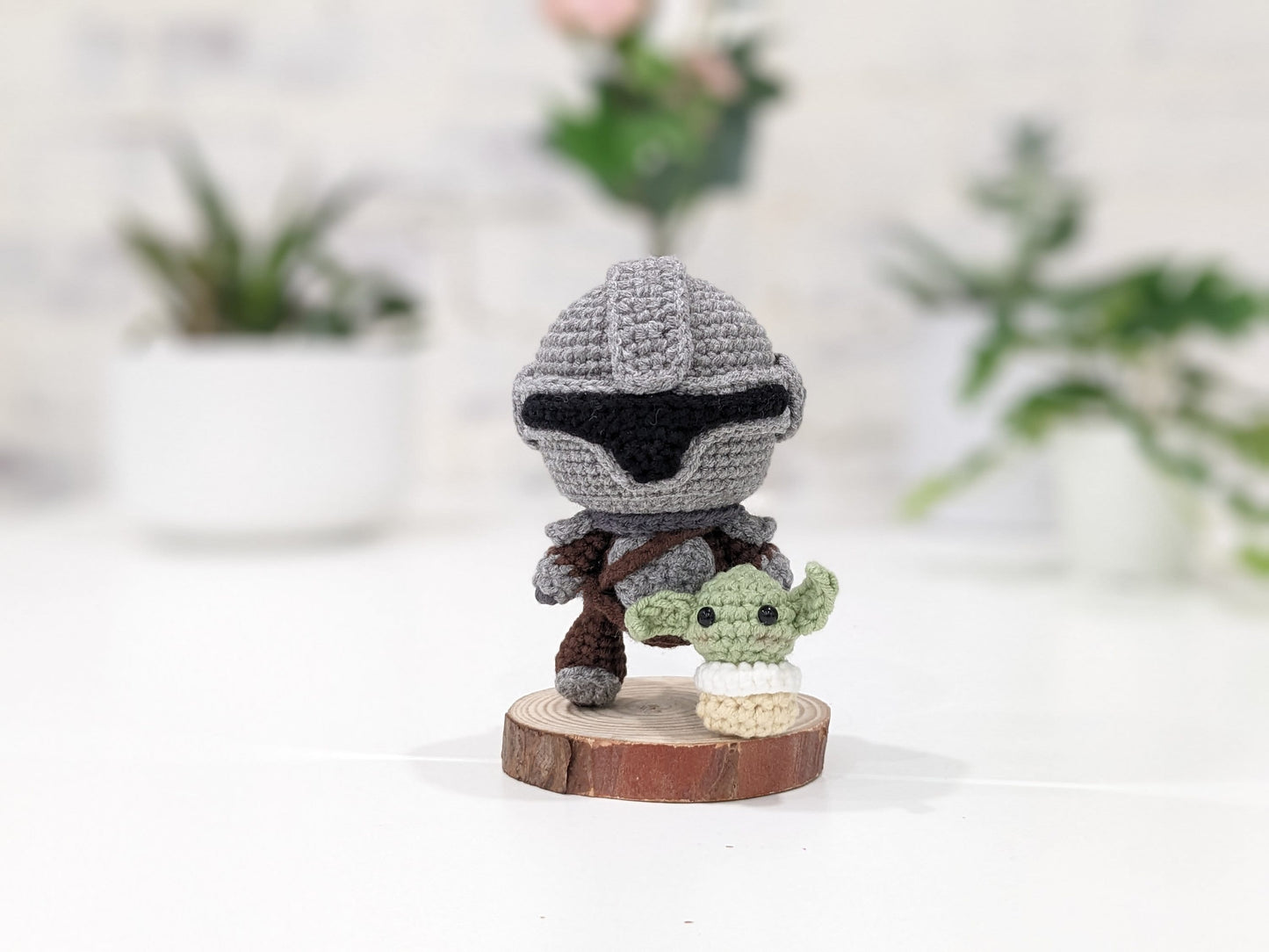 Mando & Grogu Dolls, Baby Yoda, Handmade Crochet Amigurumi, Star Wars, Mandalorian