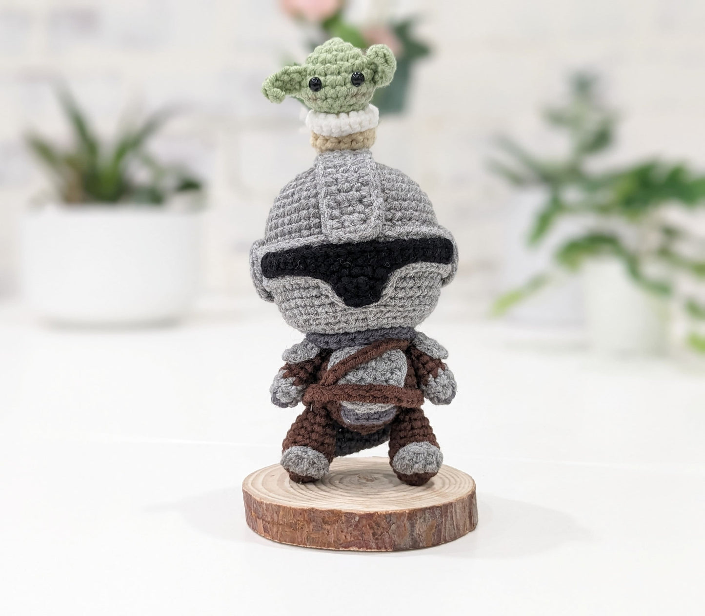 Mando & Grogu Dolls, Baby Yoda, Handmade Crochet Amigurumi, Star Wars, Mandalorian