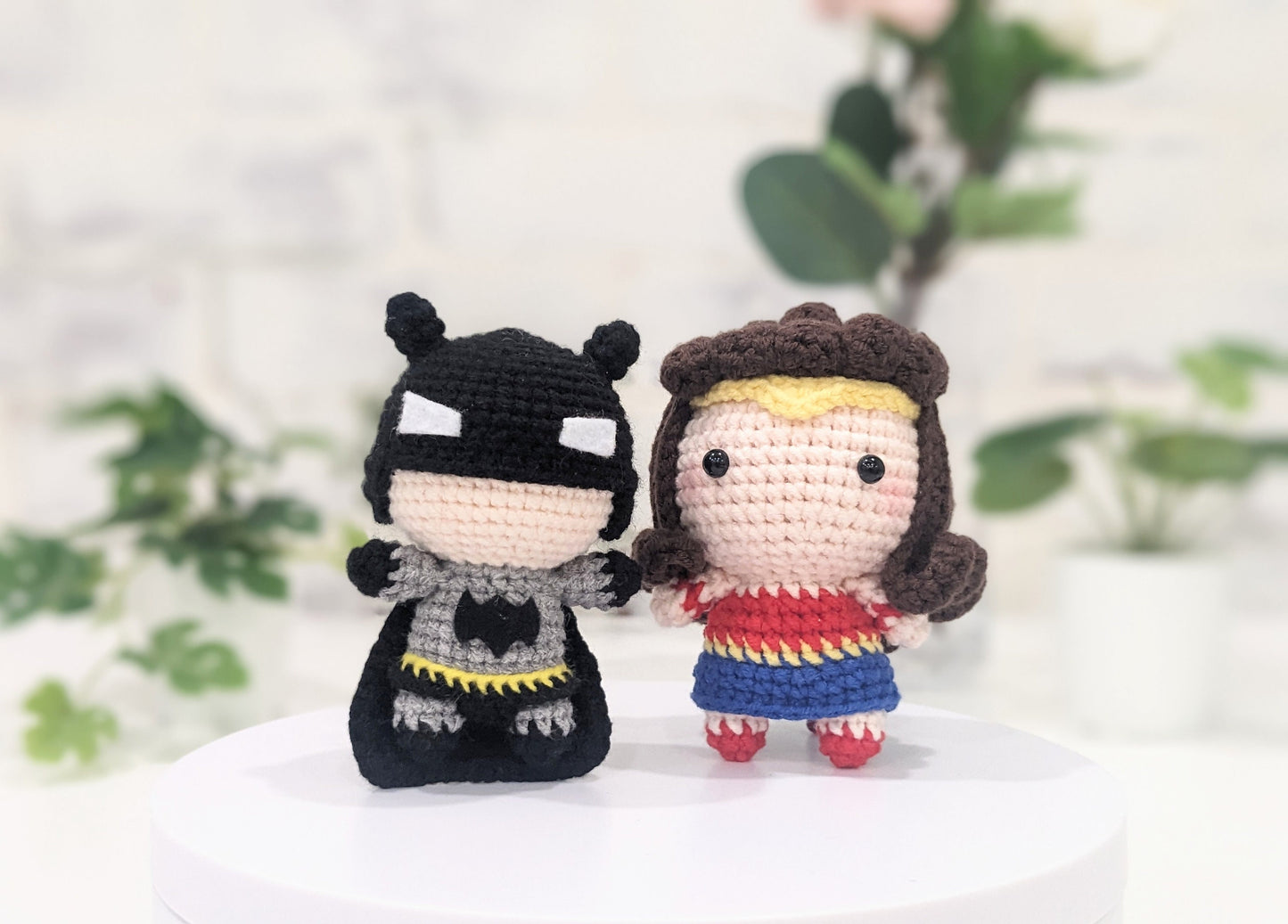 DC Justice League Superheroes, Batman & Wonder Woman, Handmade Crochet Mini Amigurumi Dolls