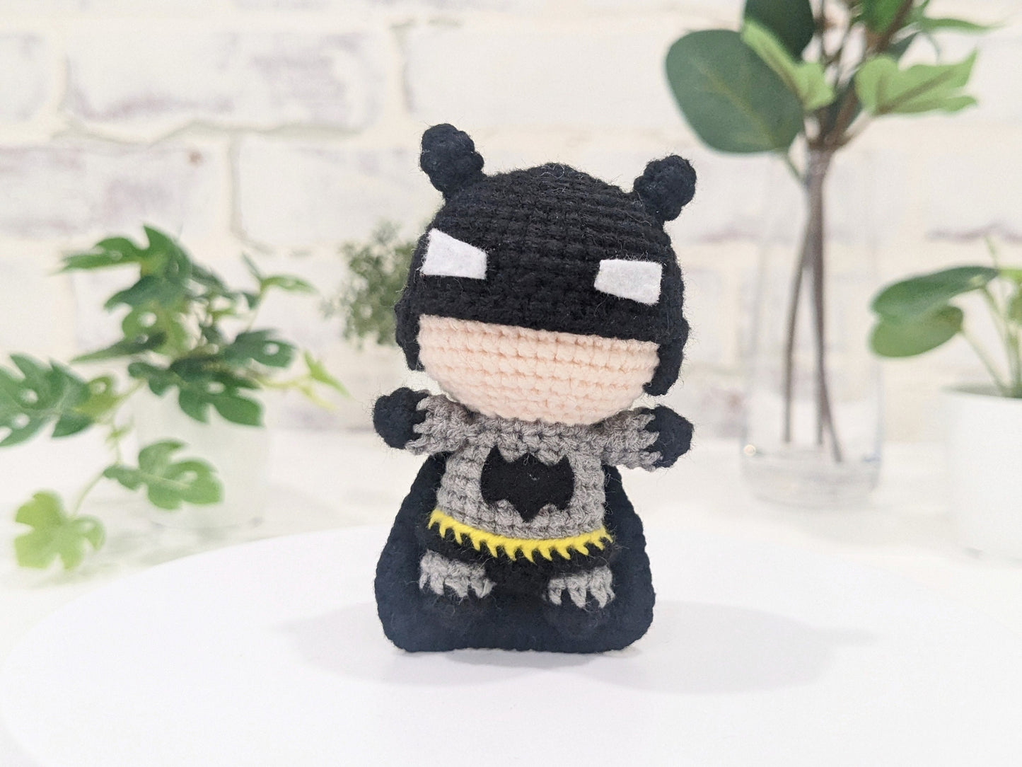 DC Justice League Superheroes, Batman & Wonder Woman, Handmade Crochet Mini Amigurumi Dolls