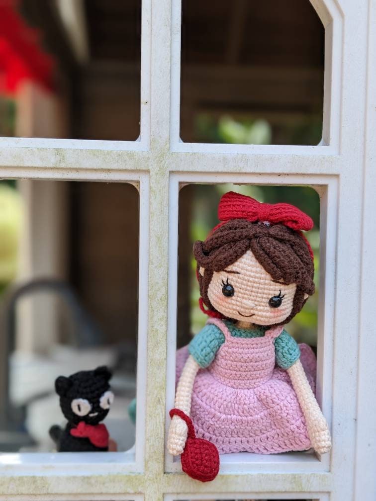 Kiki Doll with her Kitty, Jiji, radio and broom from Kiki's Delivery Service, Handmade Crochet, Miyazaki Studio Ghibli Animation, Anime