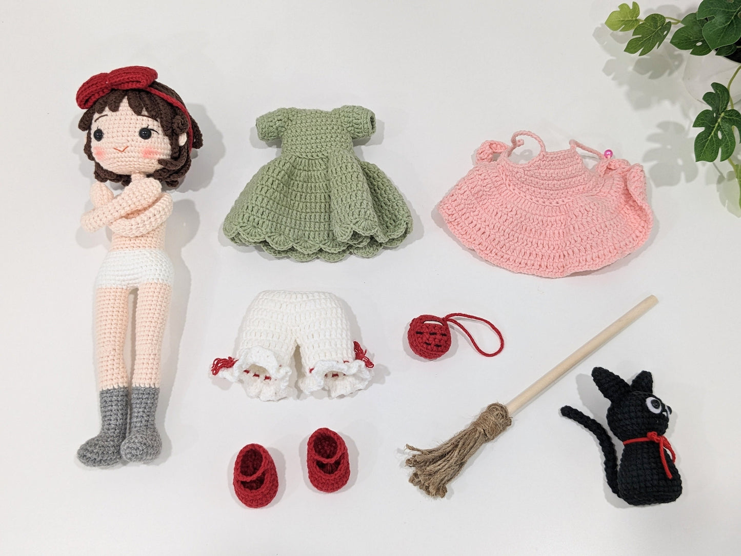 Kiki Doll with her Kitty, Jiji, radio and broom from Kiki's Delivery Service, Handmade Crochet, Miyazaki Studio Ghibli Animation, Anime